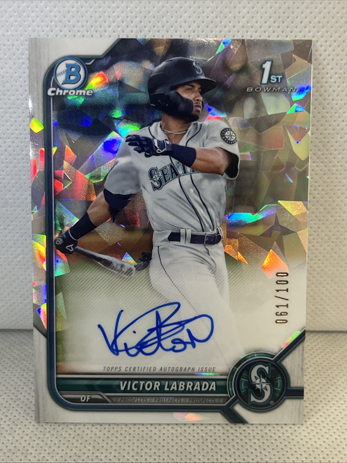 VICTOR LABRADA 2022 Bowman Chrome 1st Atomic Refractor AUTO /100 MARINERS