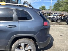 19-22 Jeep Cherokee Lift Quarter Panel Blue Pcpbf 3.2l Awd 63k -limited- 54533