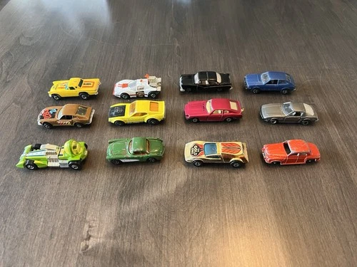 Lots Of (12) Vintage Die Cast Toy Cars - Hot Wheel, Matchbox, And Others 1970s+