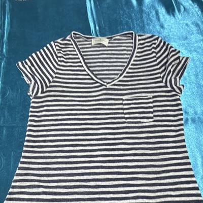 Threads Studio Blue/White Striped V-Neck Short Sleeve Cotton Pocket T-Shirt S