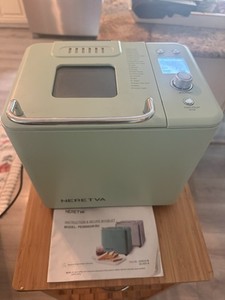 Neretva PE8866 Bread Maker 2 lb, 26 Programs, LCD, 550W, Mint Green 120V