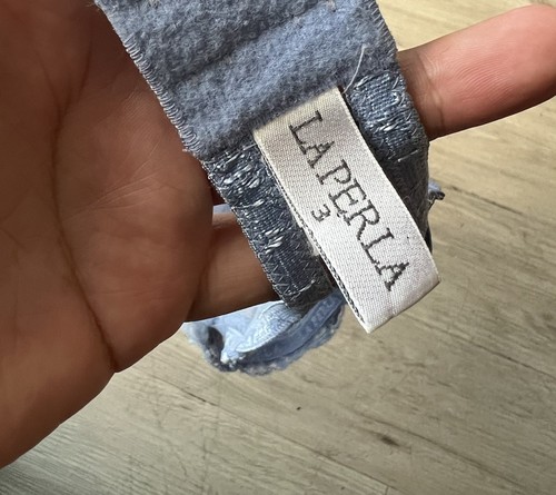 La Perla blue mesh floral unlined bra sz 36C - Picture 7 of 7
