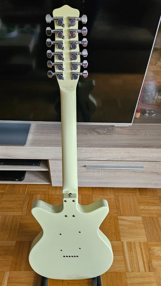 Danelectro 59 Vintage 12 String E-Gitarre weiß - Bild 4 von 4