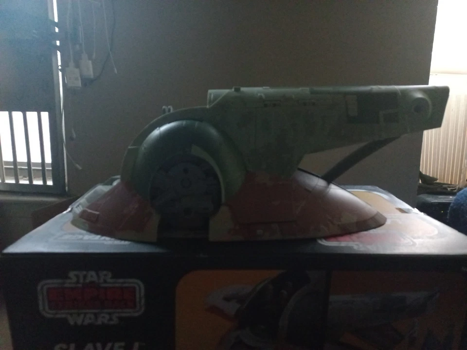 Colección Star Wars Vintage-Nave Espacial de Boba Fett-Figura Han Solo en Carbonita Foto 2 de 4