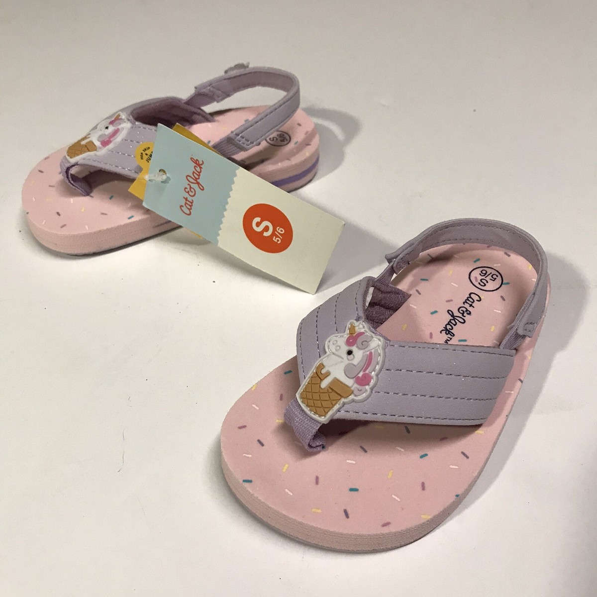 Cat & Jack Girls Shoe Size 5/6 S Pink Unicorn Sprinkles Flip