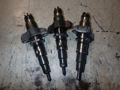 Cummins QSB 4.5L Diesel Engine Fuel Injector and Clamp 5263262 3976370 ...