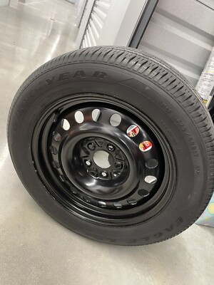 Goodyear Eagle LS-2 225/55R17 Tire