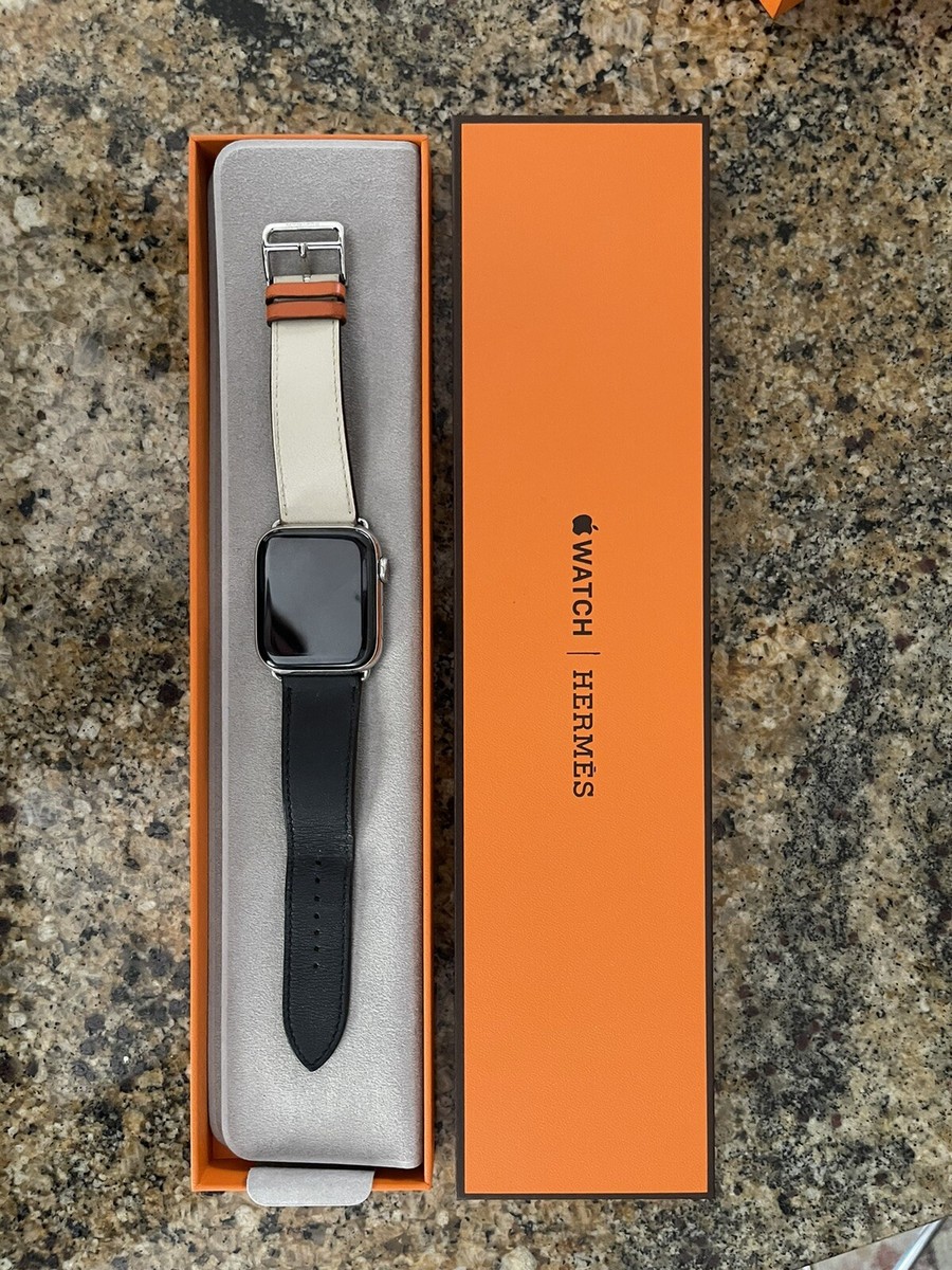 Apple Watch Series 4 Hermes Hermès 44mm Watch Stainless Apple Watch Series 4 Hermes Hermès 44mm Watch Stainless