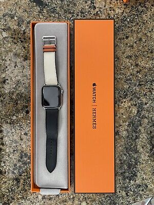 Apple Watch Series 4 Hermes Hermès 44mm Watch Stainless Apple Watch Series 4 Hermes Hermès 44mm Watch Stainless