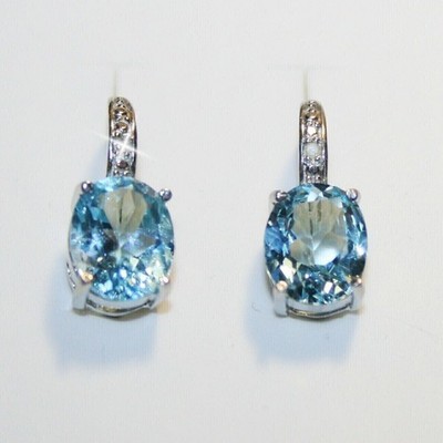 4,40 ct Ovalschliff simulierter Blautopas Ohrhänger 14 K Weißgold plattiert