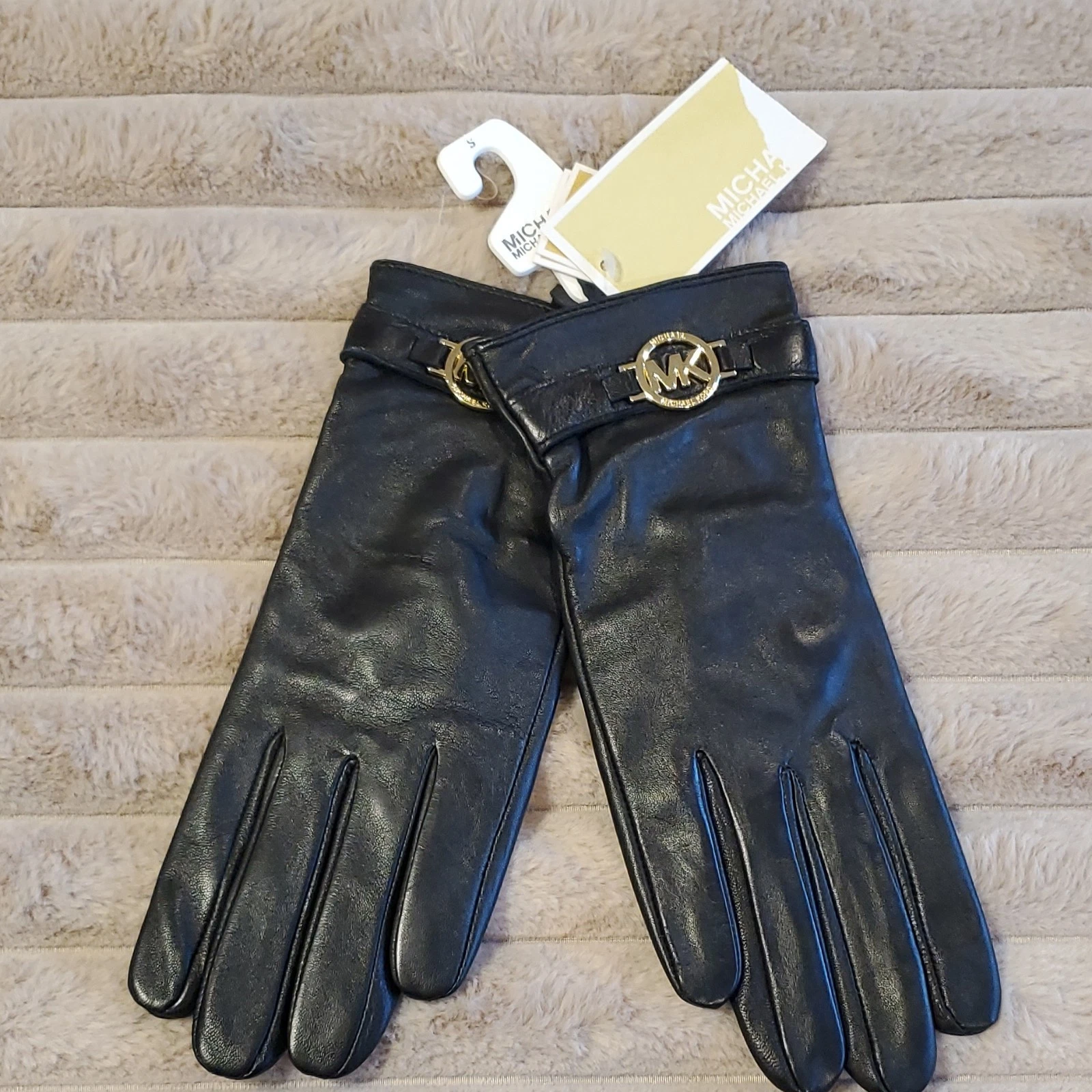 Michael Kors Women's Black Genuine Leather Lined Gloves Size S