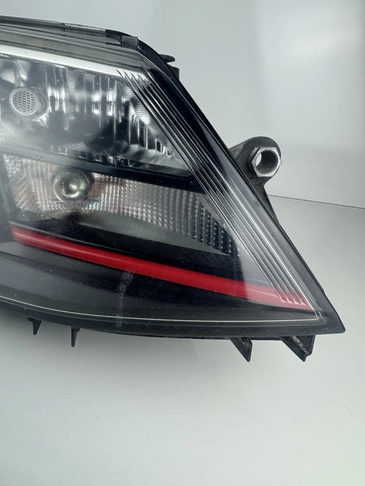 Volkswagen Jetta GLI 2014 derecho derecho xenón HID faros OEM 30ª edición Foto 3 de 4