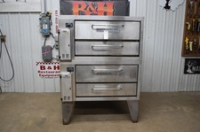 Bakers Pride 251 Natural Gas Double Deck Stone Pizza Oven