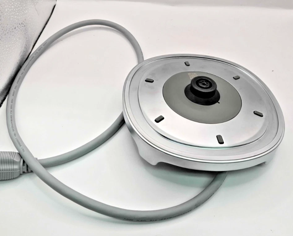 SMEG Smeg Electric Kettle-1.7L (Silver) 7 Cup Capacity - Image 3 of 4