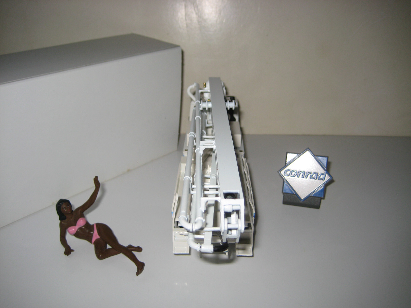 Picture 4 of 5