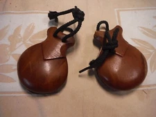 Set of 2 Wooden Castanets Castanuelas Flamenco Dances Hand Percussion Instrument