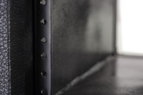 Gator Cases Retro Series Vintage Amp Rack Case; 3U Black (GR-RETRORACK-3BK) - Picture 6 of 7