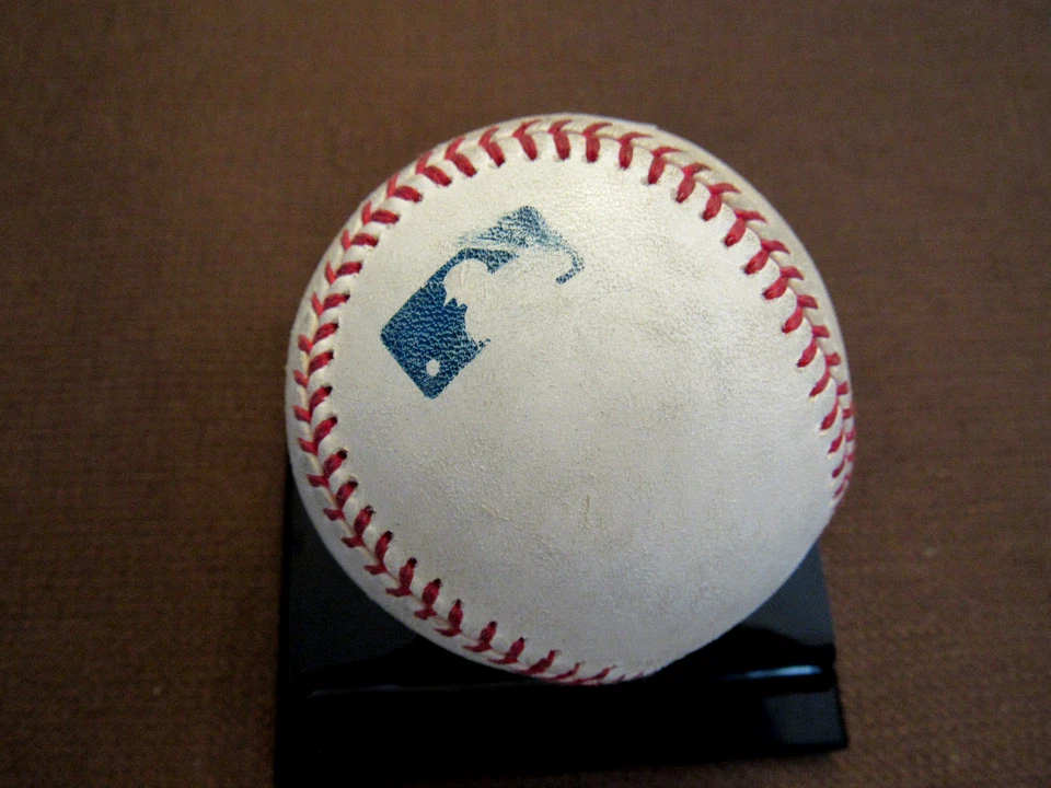 ROY HALLADAY TORONTO BLUE JAYS HOF SIGNED AUTO GAME USED OML BASEBALL JSA BEAUTY - Image 3 of 3