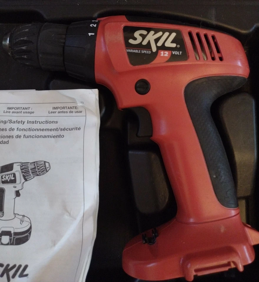 SKIL Cordless Screw Gun Tools Red Drill Brochure Hard Case Battery & Cord & Case - Image 3 of 4