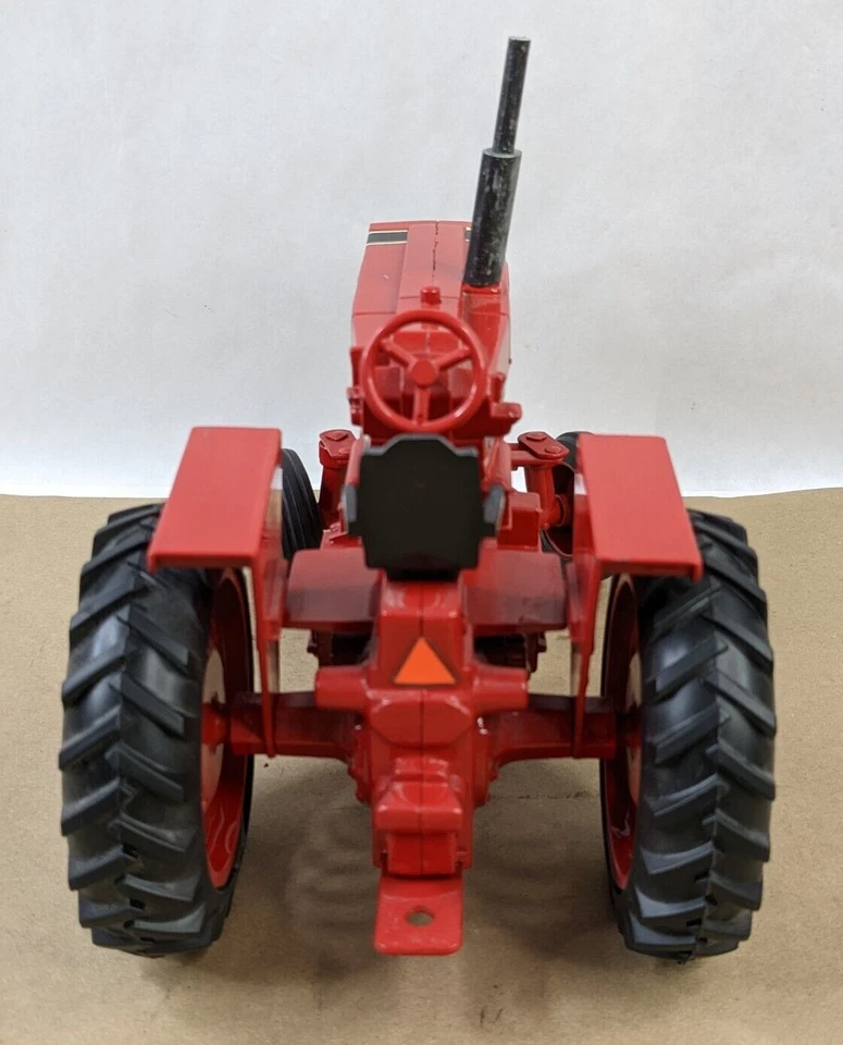 International 966 Hydro IH 1/16 Scale Diecast Ertl Farm Tractor 1991 No Box - Image 4 of 4