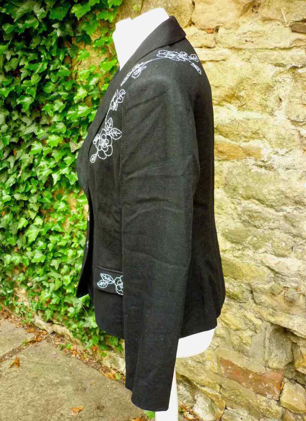 Black Linen Shawl Collar Embroidered Jacket LAURA ASH… Gem