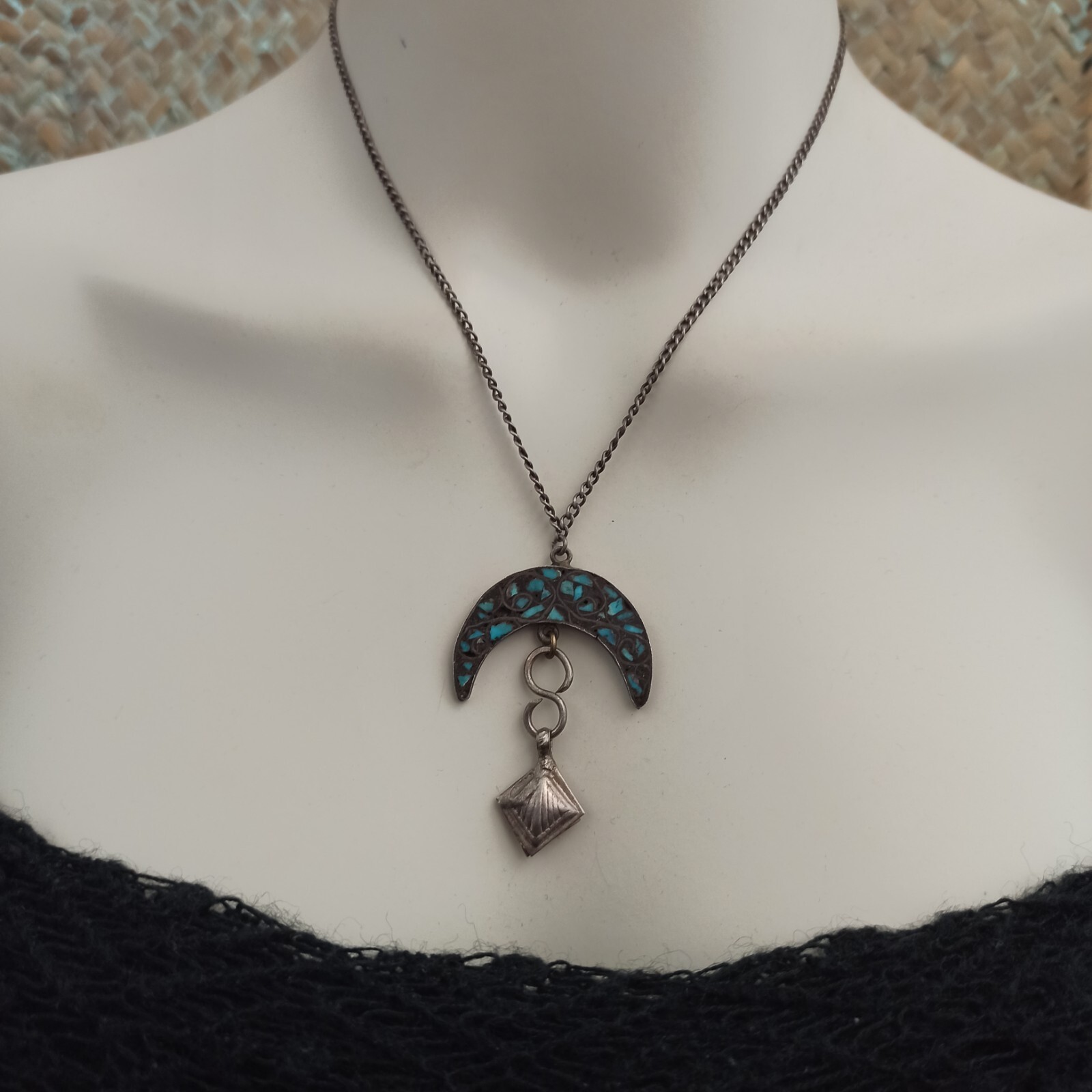 Middle Eastern Necklace Silver Crescent Moon Anti… - image 2