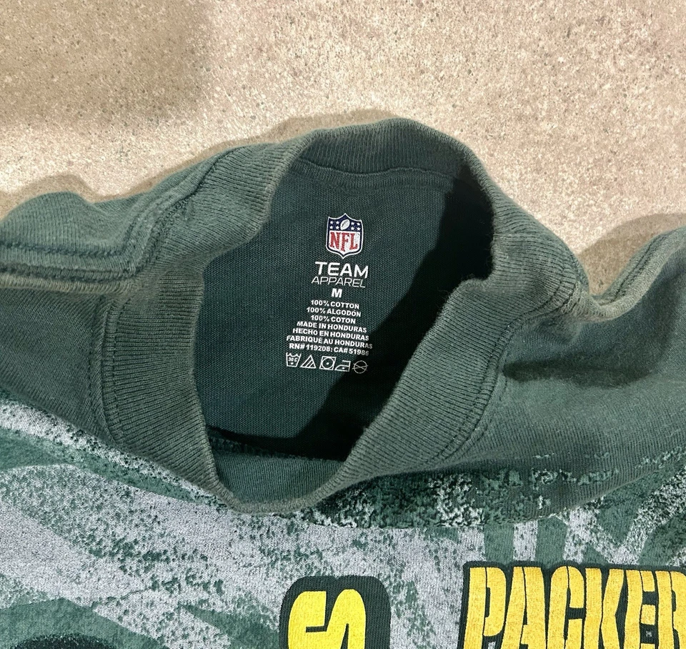 Green Bay Packers Medium T-Shirt Greg Jennings 2006-2012 Green Long Sleeve  - Image 3 of 4