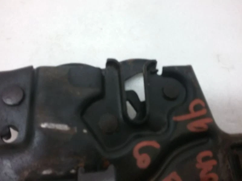 Hood Lock Latch Actuator 1996 CHEVROLET CORSICA S-347P - Image 3 of 3