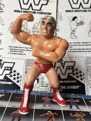 1990 WWF Titan Sports Hasbro Action Figure RIC FLA...