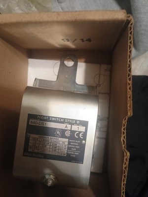 Allen-Bradley 840-DS1 Float Switch, Style D