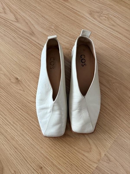 Women COS Heels Beige Leather 40
