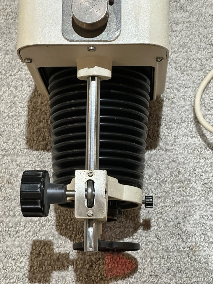 Ampliador de condensador Meopta Opemus 5 B&W formato universal 35 mm a 6x6 cm + Novex R Foto 4 de 4