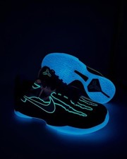 Nike Kobe 5 protro "X - Ray" - Size 3.5Y GS - HM9522-400