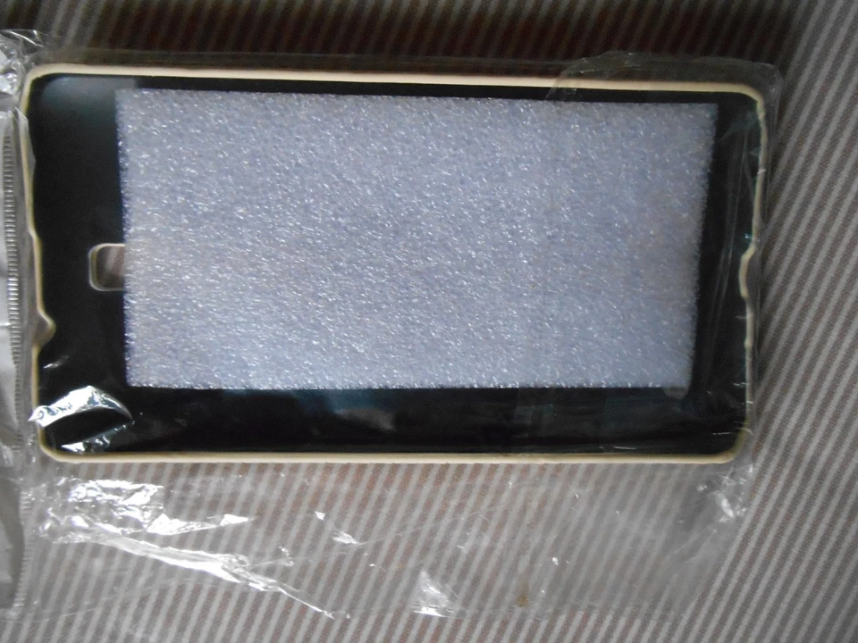 ASUS ZENFONE 2 ZE551ML, ZE550ML COVER CREAM PATTERN BNIP - Image 3 of 4