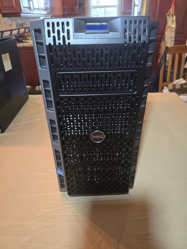 Dell PowerEdge T420 Core Intel Xeon Processor