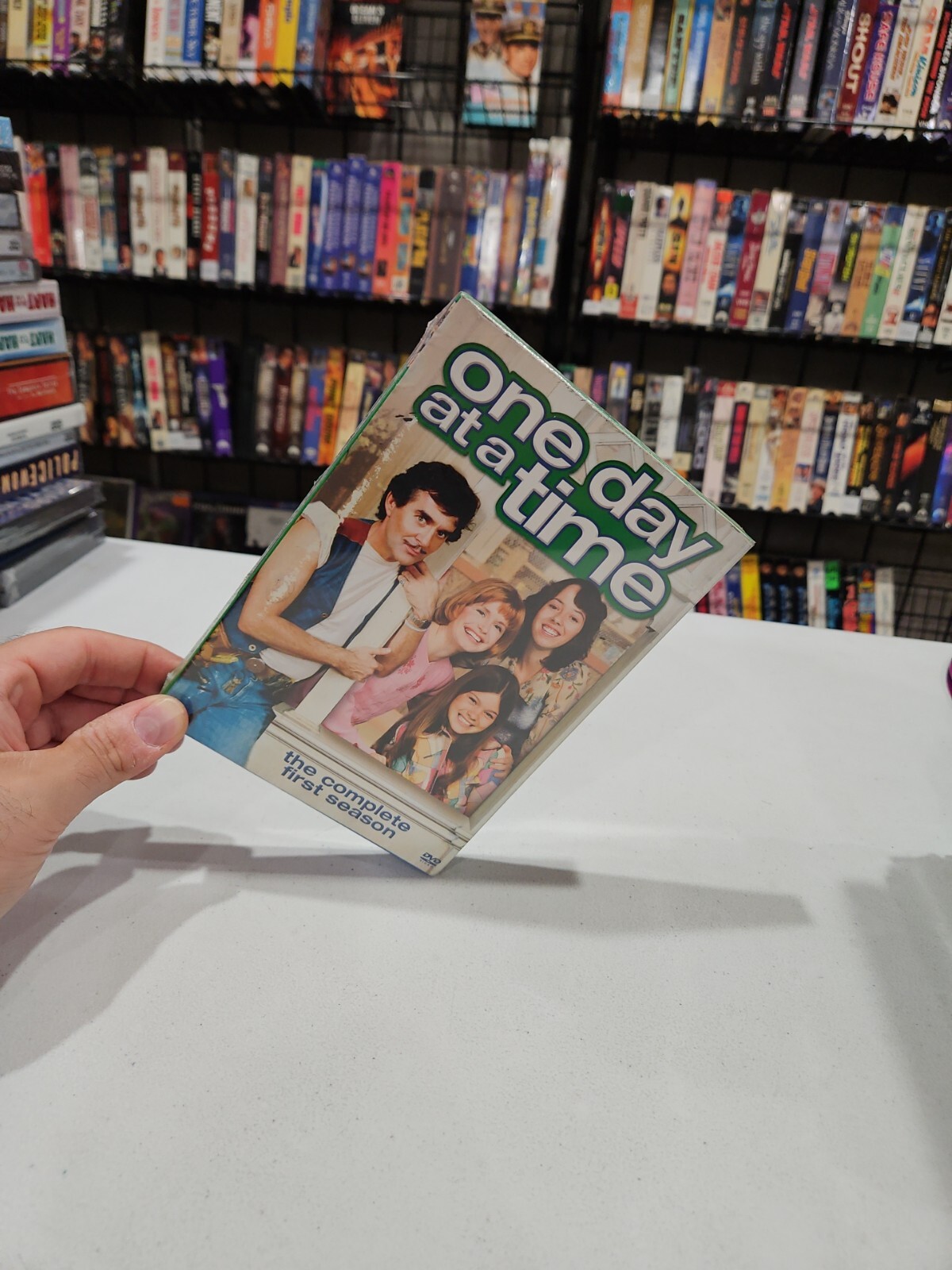One+Day+at+a+Time%3A+The+Complete+First+Season+%28DVD%2C+1975%29 for