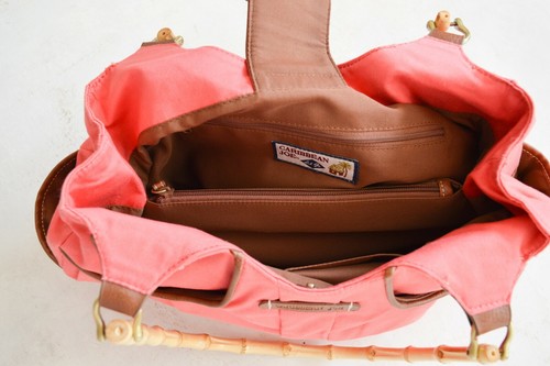 New Caribbean Joe Handbag Coral & Brown with Bamboo Handles and 5 Outer Pockets - Picture 6 of 7