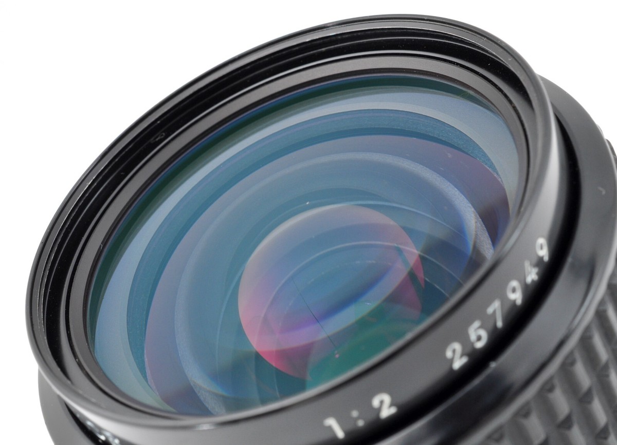 Nikon Ai-S NIKKOR 35mm F/2 MF Wide Angle Prime Lens w