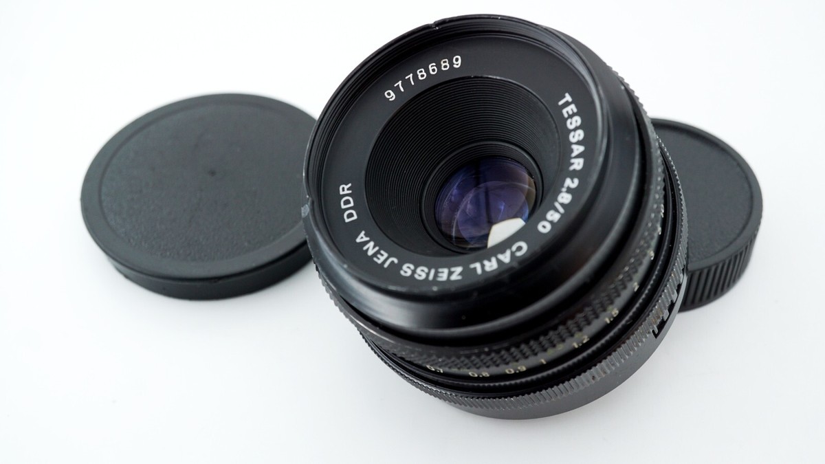Black Carl Zeiss Jena DDR TESSAR Germany sharp lens 50mm f