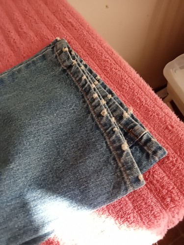 Faded Glory Boy's Bootcut Blue Jeans With Belt Size 16 NWT Slightly Distressed - Picture 8 of 11