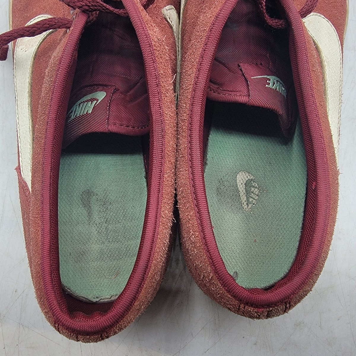Nike Toki Mens 11.5 Red Sneaker Shoes Walking Skateboarding 