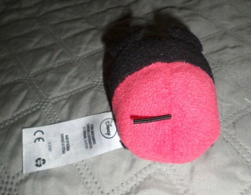 EUC Disney Tsum Tsum Mickey and Friends Mickey Mouse 3.5-Inch Mini Plush - Picture 4 of 4