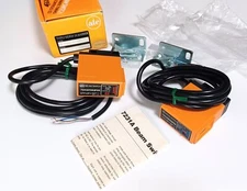 ATC SUNX 7231AS0X5FRX Thru Beam Scanner Set (1) 7231AT0X2FXX & (1) 7231AR0X5FRX