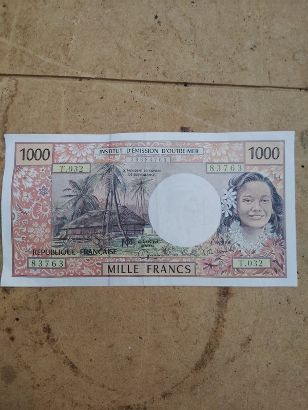 Institut d'Emission d'Outre-Mer 1000 Francs Banknote 83763