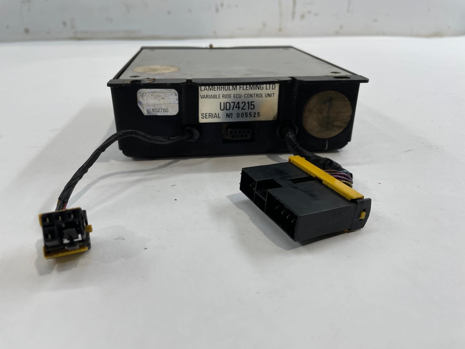1995 Rolls Royce Silver Spur Ride Control Module Unit ECU OEM UD74215