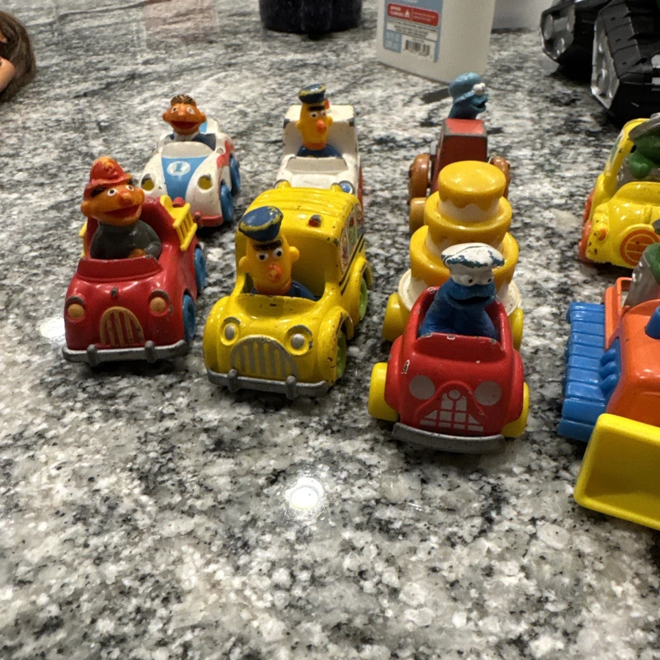 Coches diecast vintage de Sesame Street juguete de metal años 80 Playskool colección de 10 juguetes Foto 2 de 4