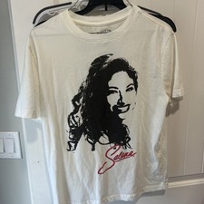 Vintage SELENA women s T-shirt w/ Image on front song list on back Size XS
