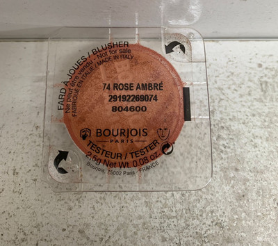 Bourjois Little Round Pot Rouge im Farbton 74 Rose Ambré.