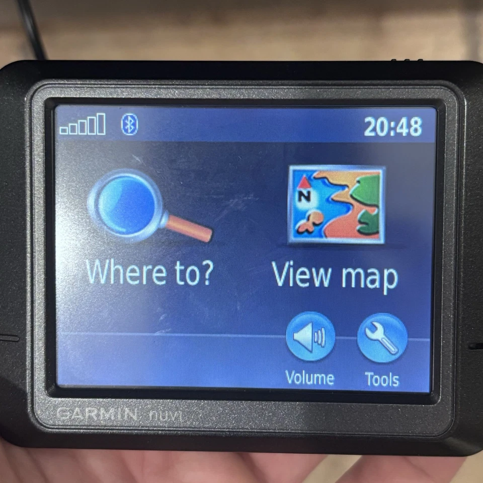 Garmin Nuvi 275 Automotive GPS Navigation System Bundle - Image 2 of 4