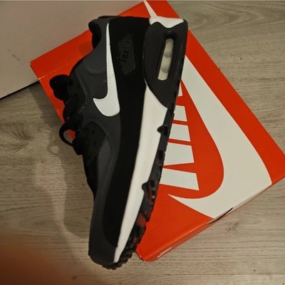 Nike Air Max 90 - Neu, Originalverpackung, Ungetragen